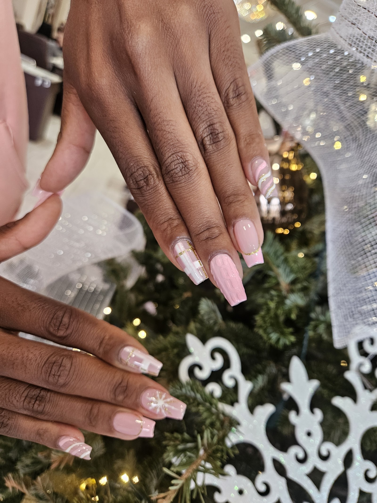 Chillax Nail Lounge nail photo 1